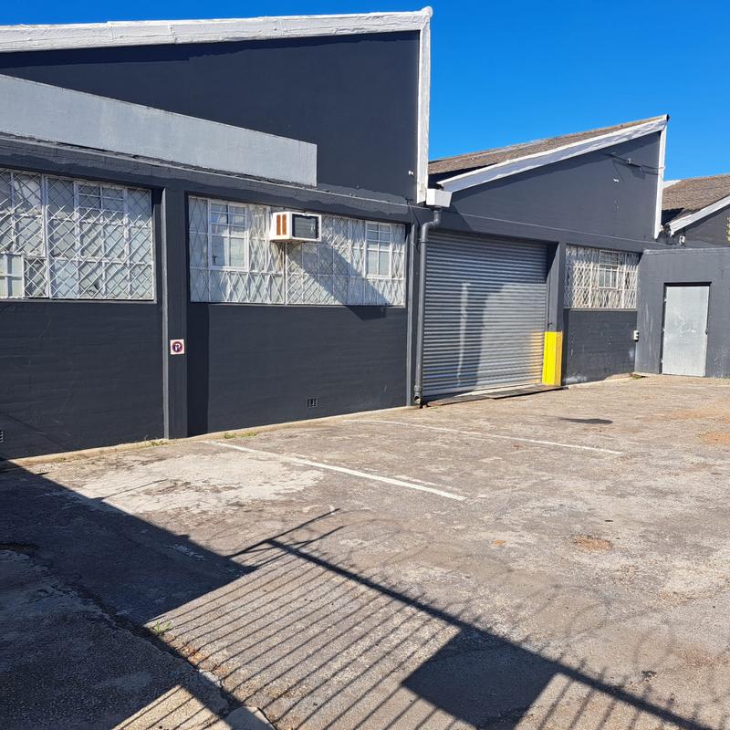 To Let commercial Property for Rent in North End Eastern Cape